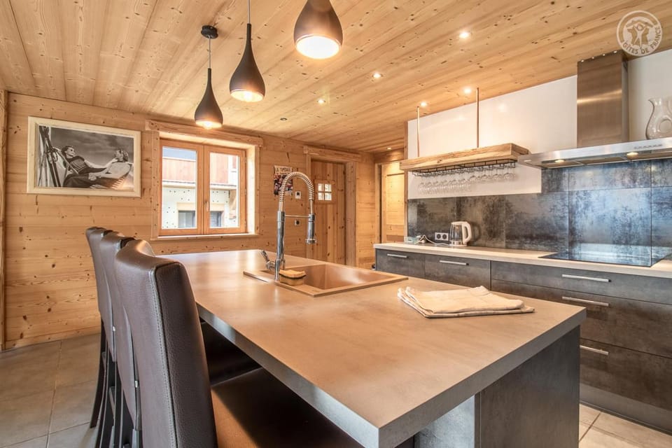 Chalet Alpin Luxe, Jacuzzi, Vue Apartment in Champagny-en-Vanoise