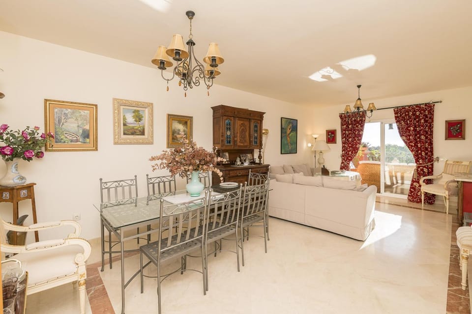 Other, Dining area