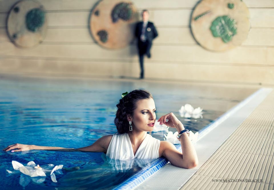 Swimming pool