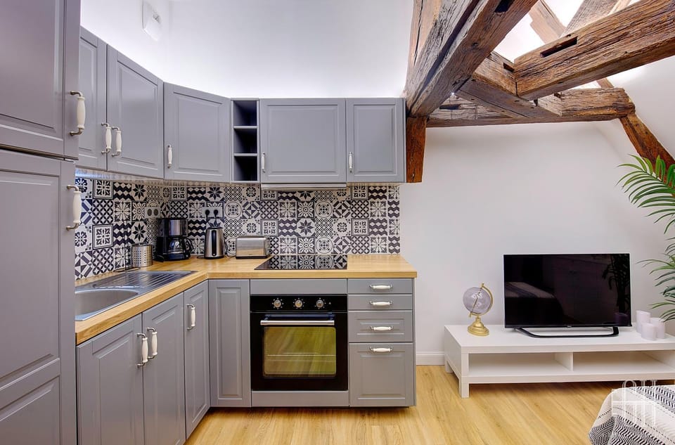 TV and multimedia, Kitchen or kitchenette
