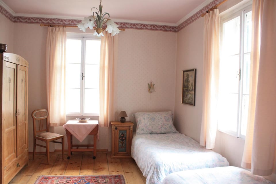 Decorative detail, Bedroom