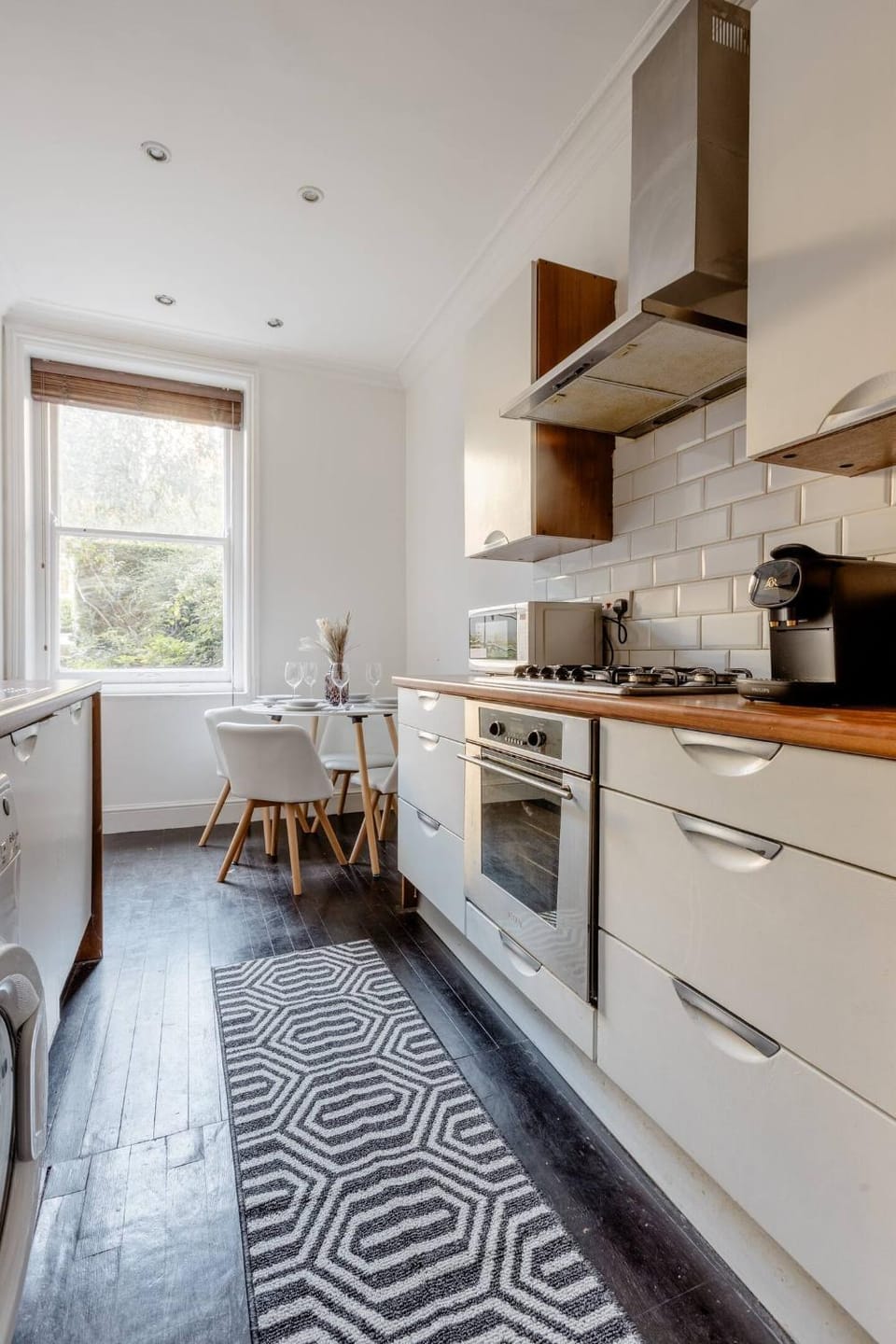 Kitchen or kitchenette, kitchen