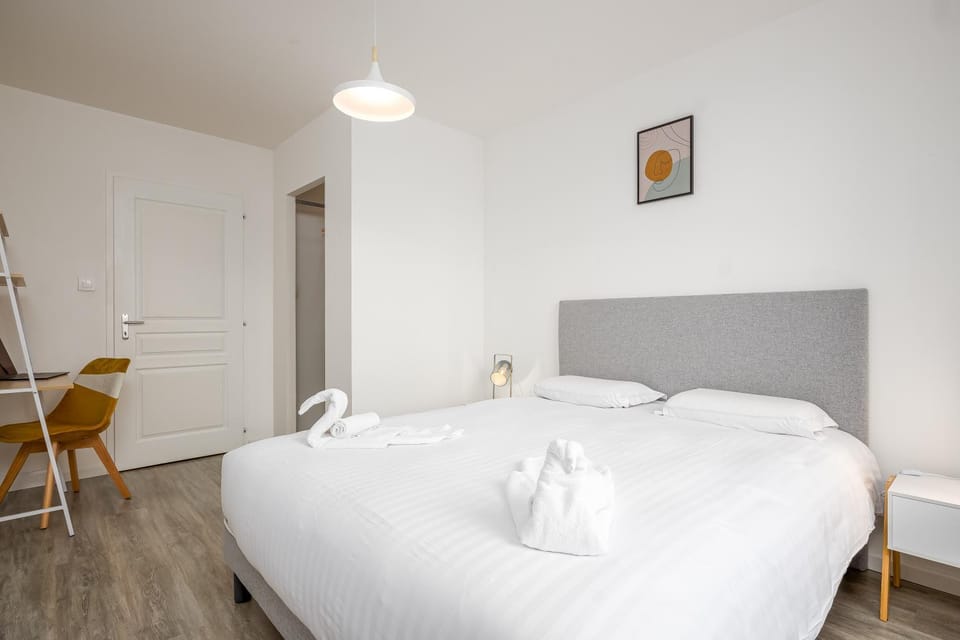 Le 10-GregIMMO-Appart'Hôtel Apartment in Switzerland