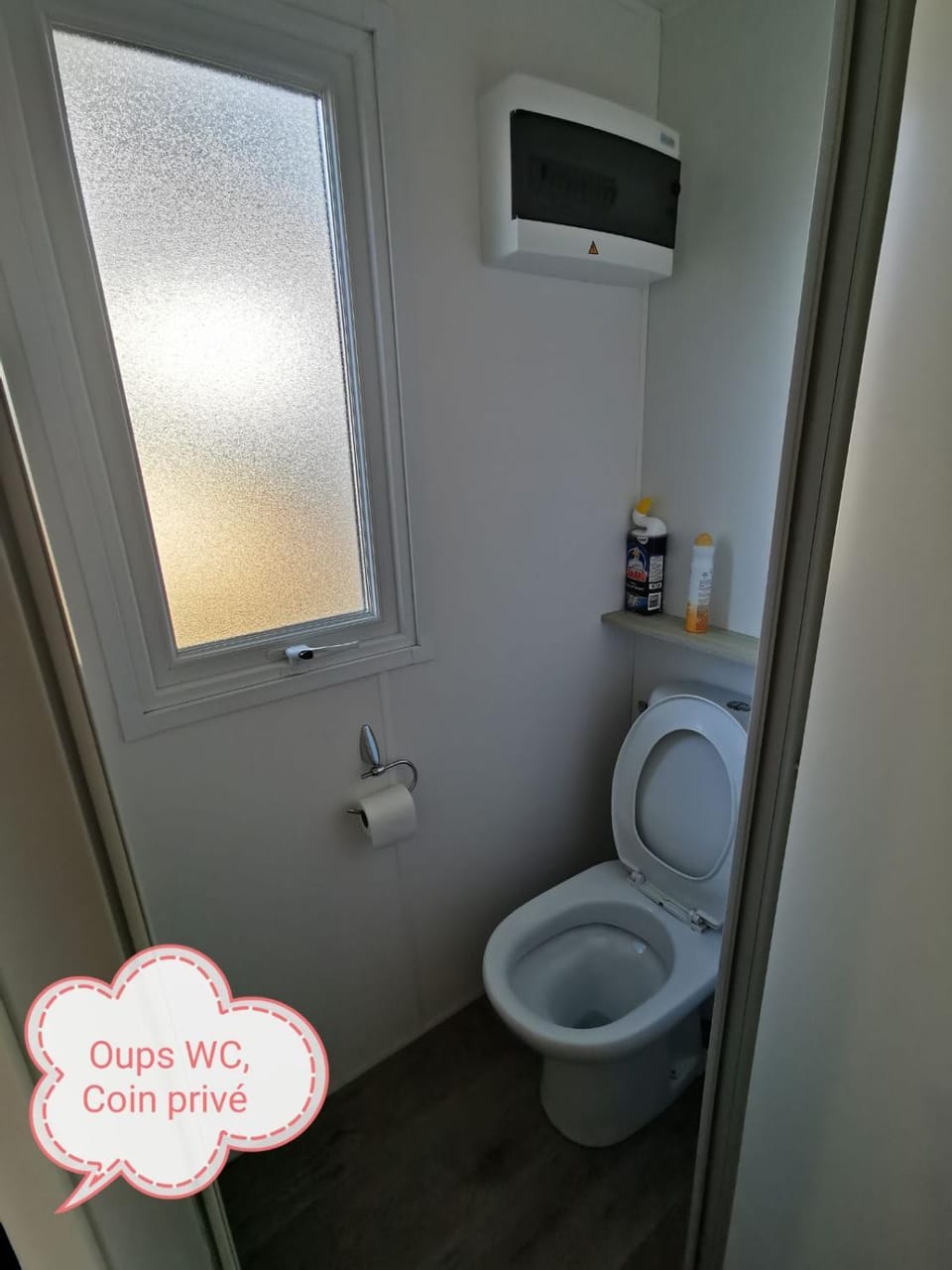 Mobil-home cosy 166 Campground/ 
RV Resort in Narbonne