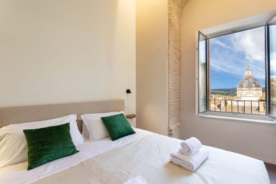 Bed, Natural landscape, Photo of the whole room, Bedroom, towels