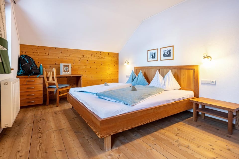 Living room, Bedroom
