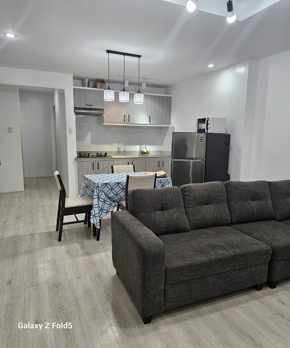 Dining area, kitchen