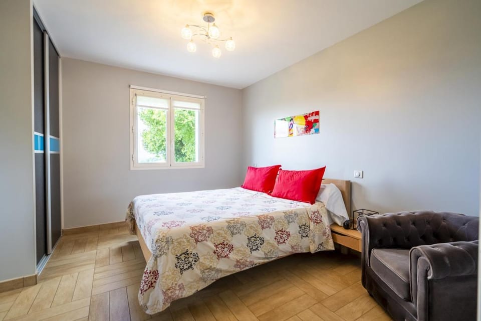 Ixtulian-borda House in French Basque Country