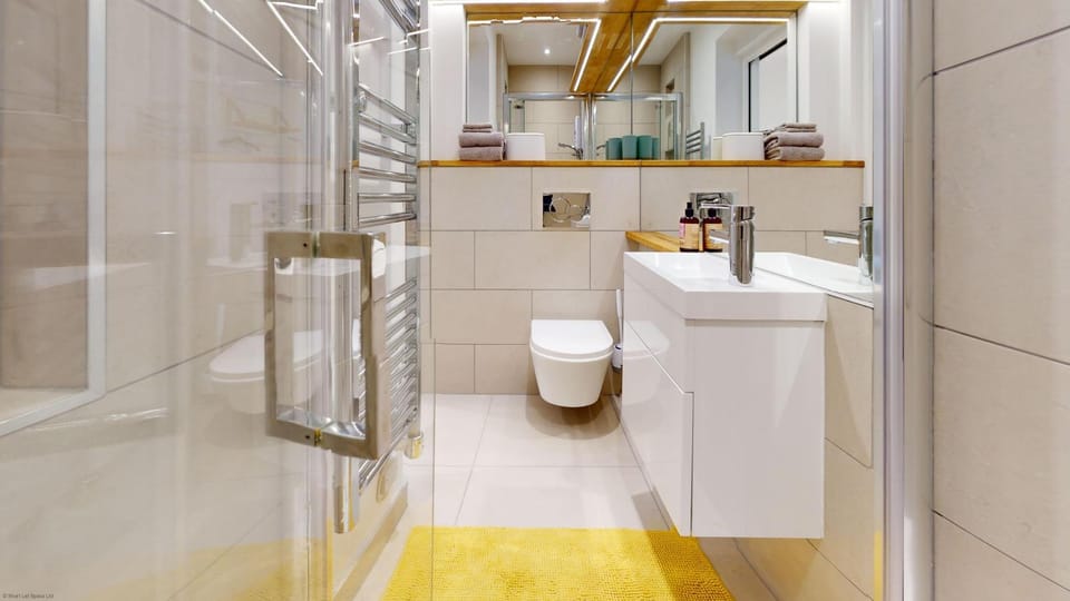 Shower, Property building, Bathroom