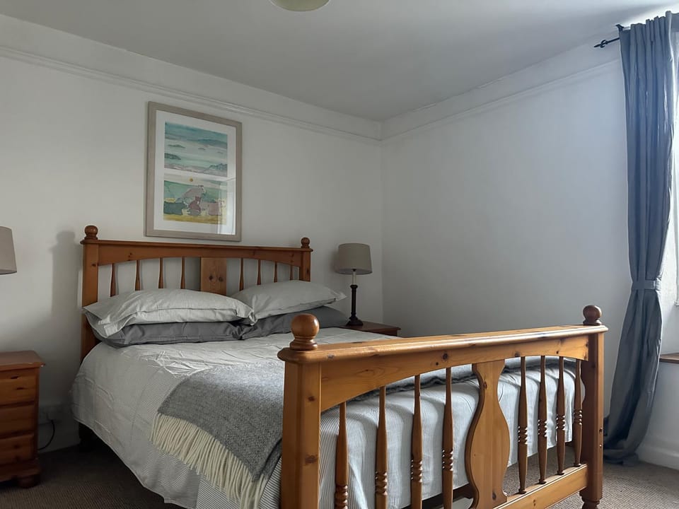 Nutshell Cottage House in Seaton