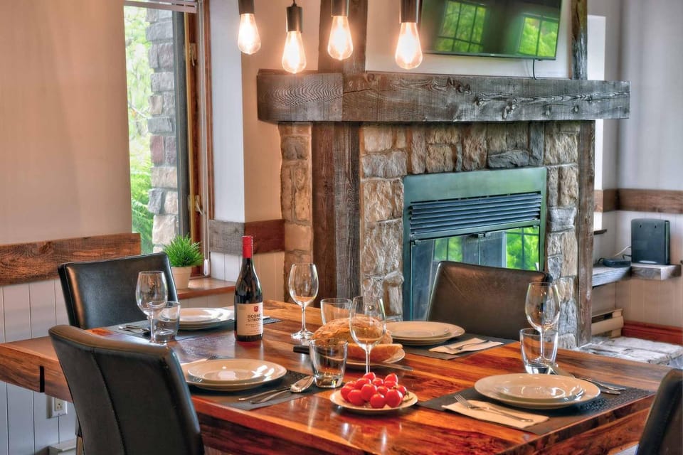 L'Algonquin A Chalet in Mont-Tremblant