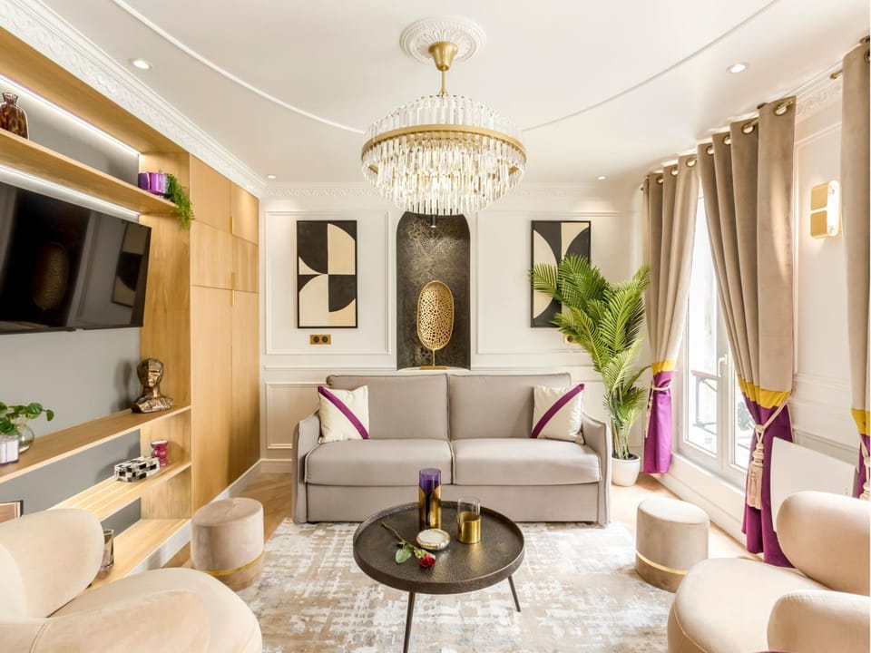 Communal lounge/ TV room, TV and multimedia, Living room, Seating area