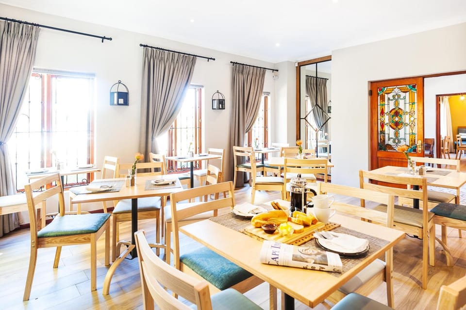 Banquet/Function facilities, Decorative detail, Continental breakfast, Buffet breakfast, English/Irish breakfast