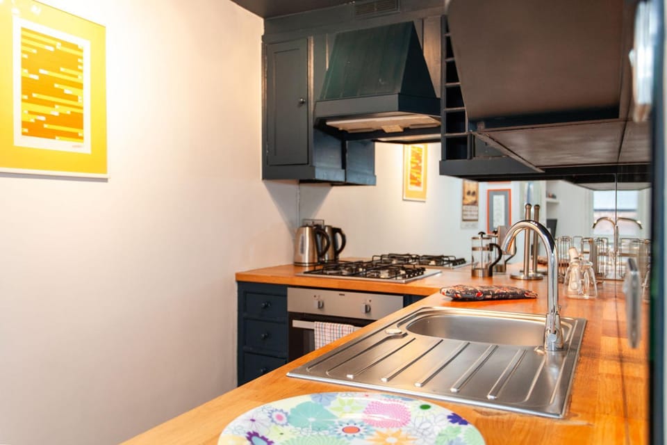 Italianflat - Kilburn Art Style Apartment in London Borough of Camden