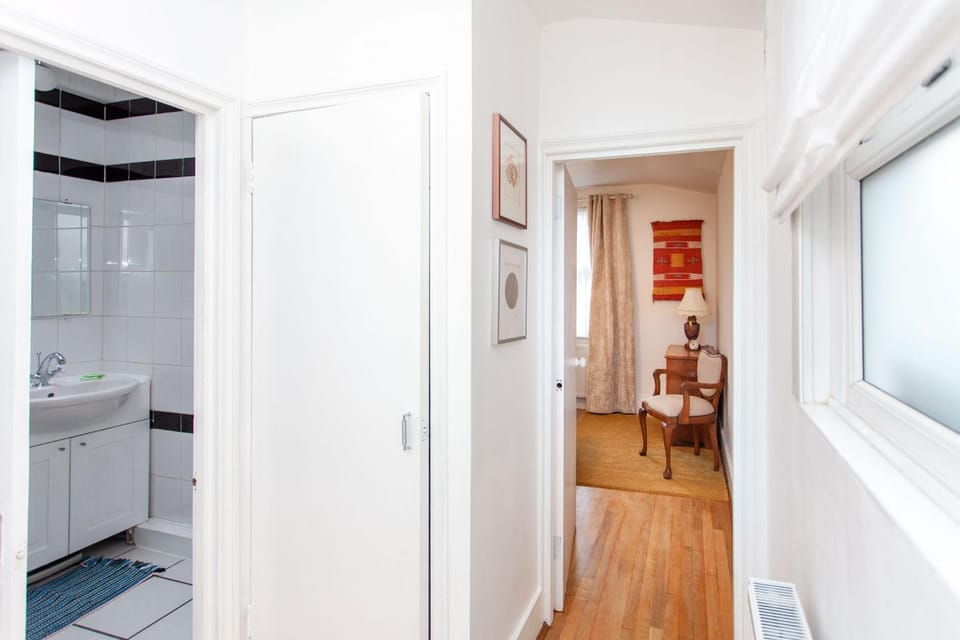 Italianflat - Kilburn Art Style Apartment in London Borough of Camden