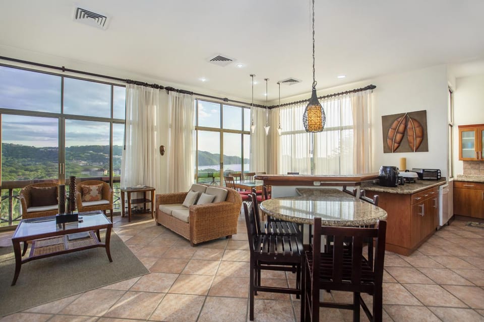 Wisdom House Vibrant Paradise at Villa Sol Resort Villa in Guanacaste Province