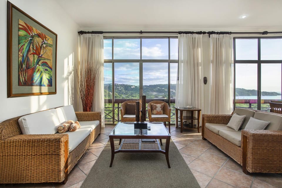 Wisdom House Vibrant Paradise at Villa Sol Resort Villa in Guanacaste Province