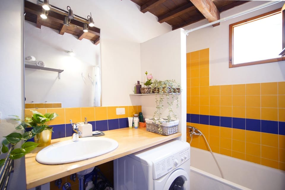 Bathroom, Bath