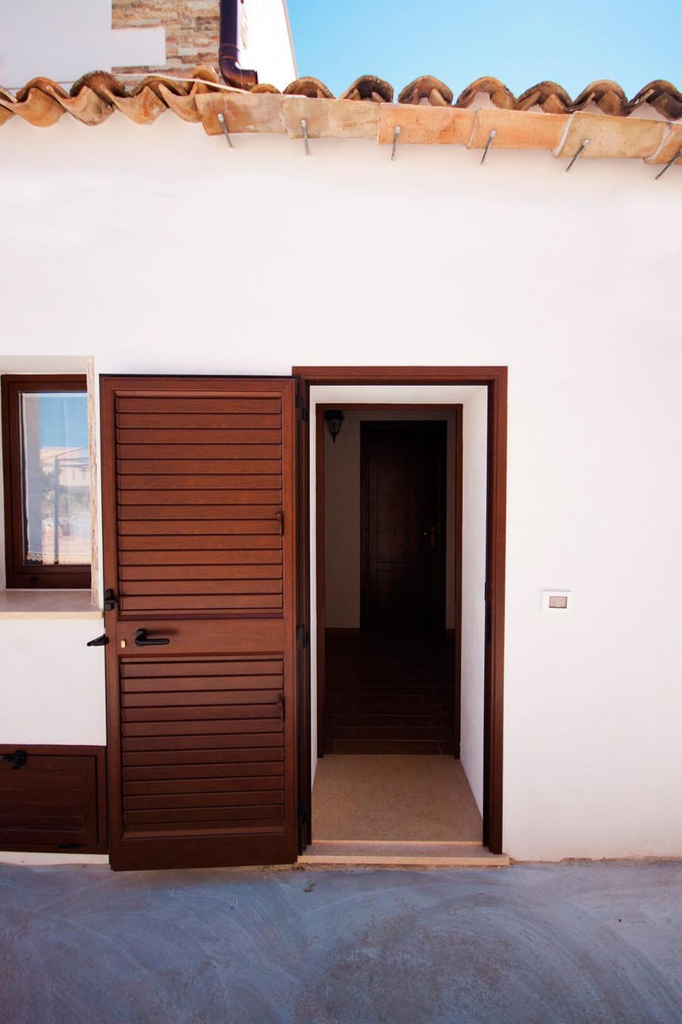 Facade/entrance