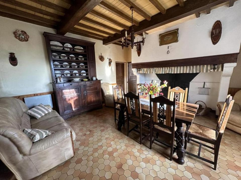 Plassot House in Nouvelle-Aquitaine