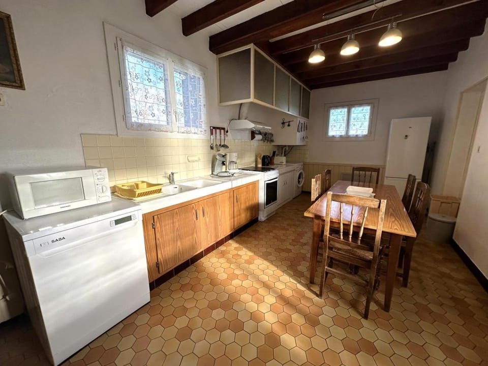 Plassot House in Nouvelle-Aquitaine