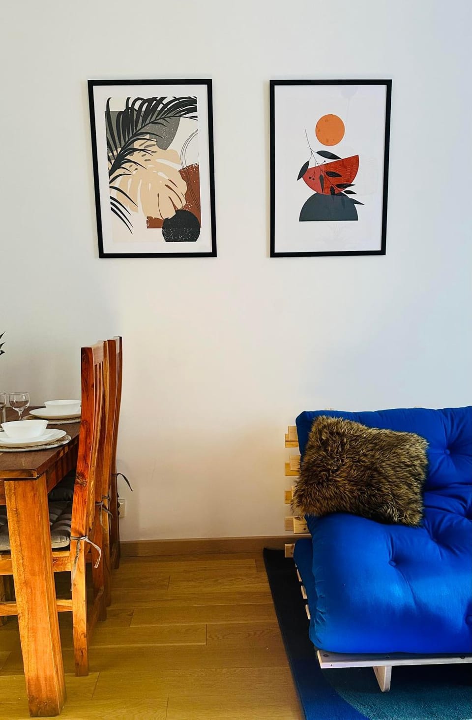Living room, Decorative detail, Seating area