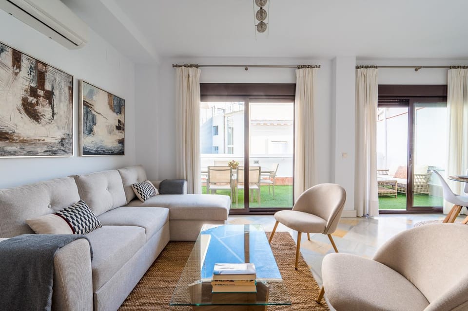 Balcony/Terrace, Living room