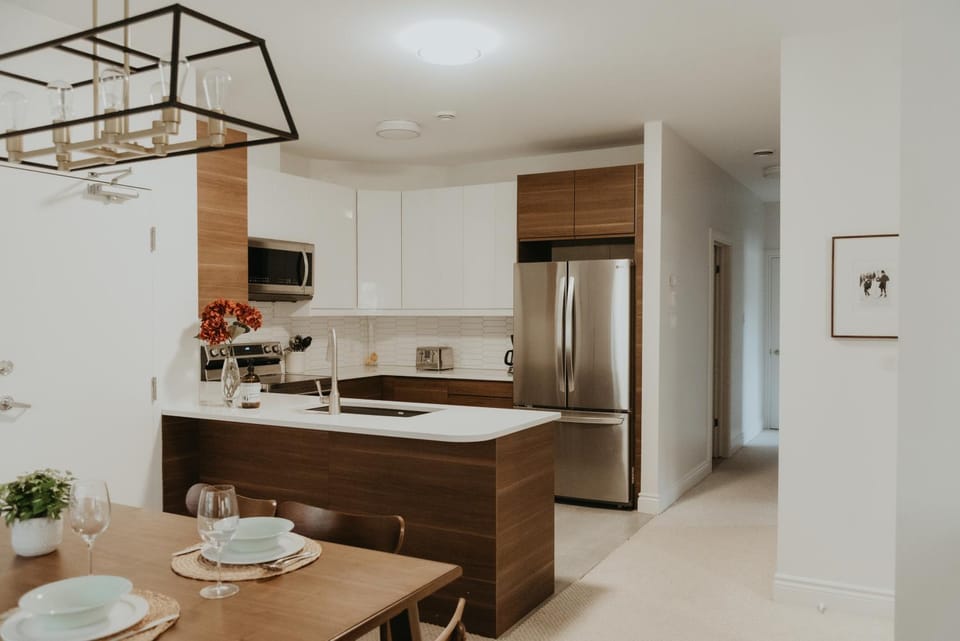 Kitchen or kitchenette, Dining area, minibar, pet friendly, stove