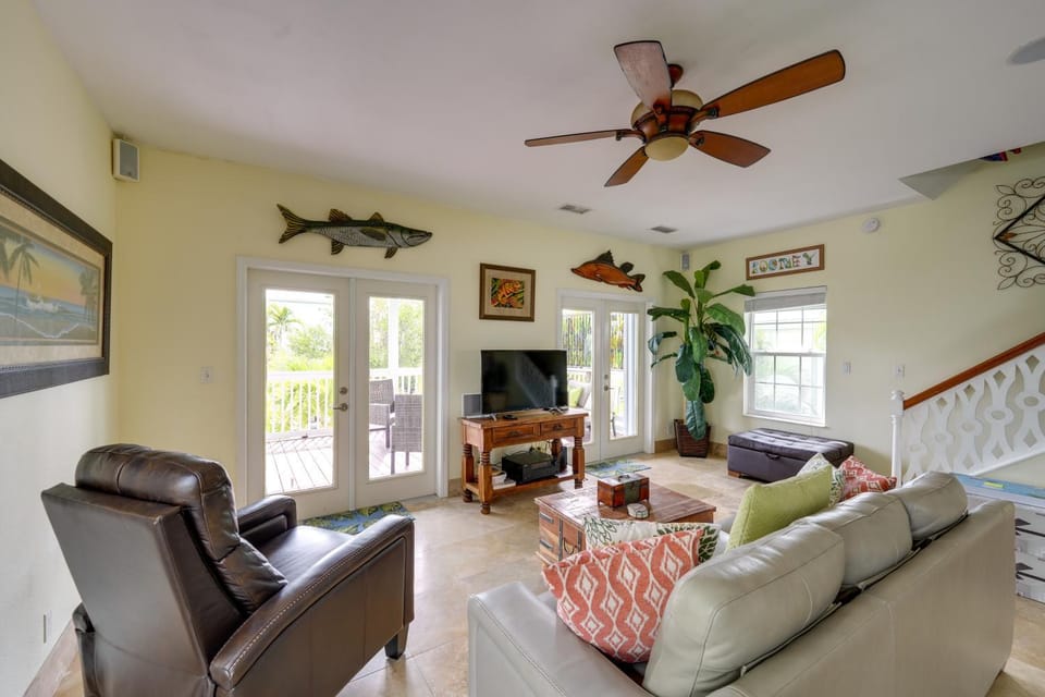 Waterfront Key West Oasis w/ Float Dock! House in Sugarloaf Key