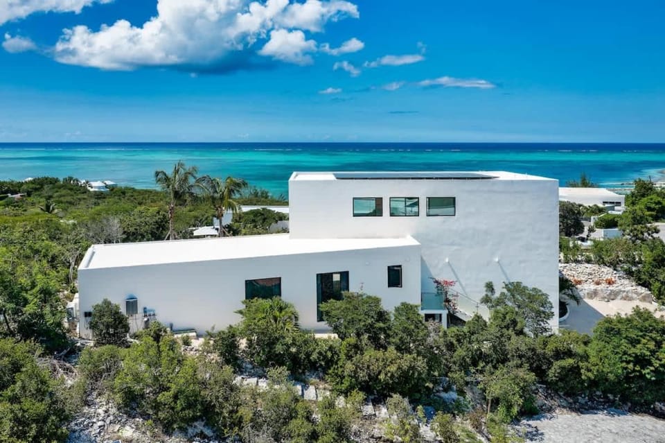 Beachwood Villa Villa in Turks and Caicos Islands