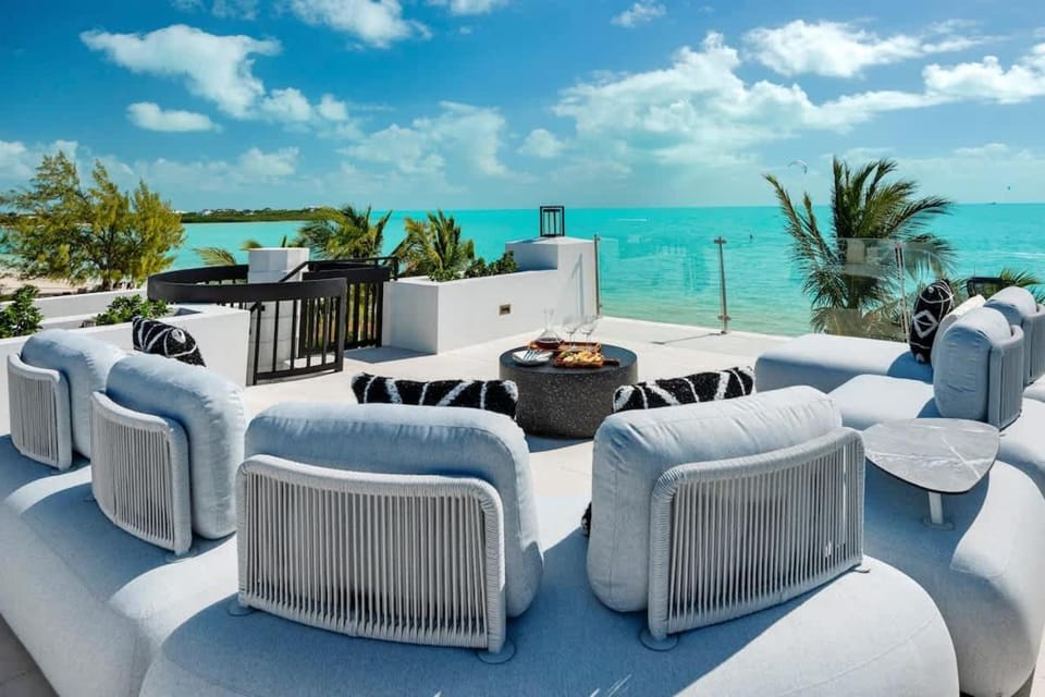 Villa Blue Lagoon Villa in Long Bay Hills