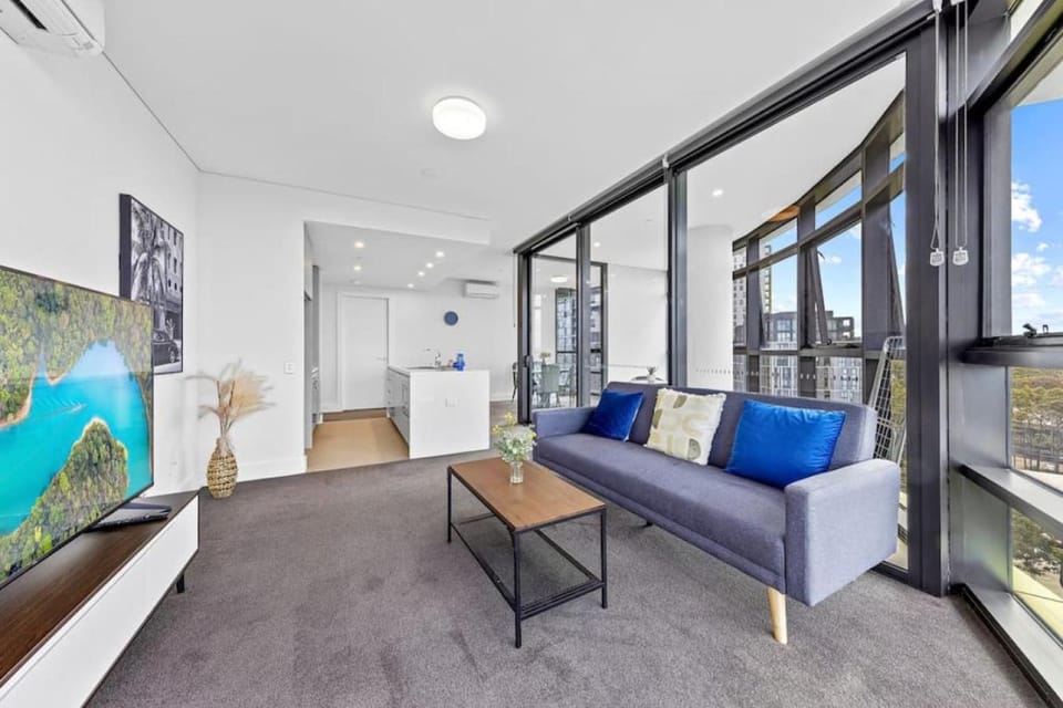 Charming and Peaceful - 3BR in Olympic Park Apartment in Sydney