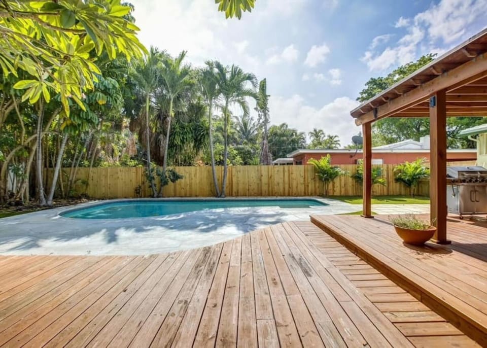 Pool view, Swimming pool