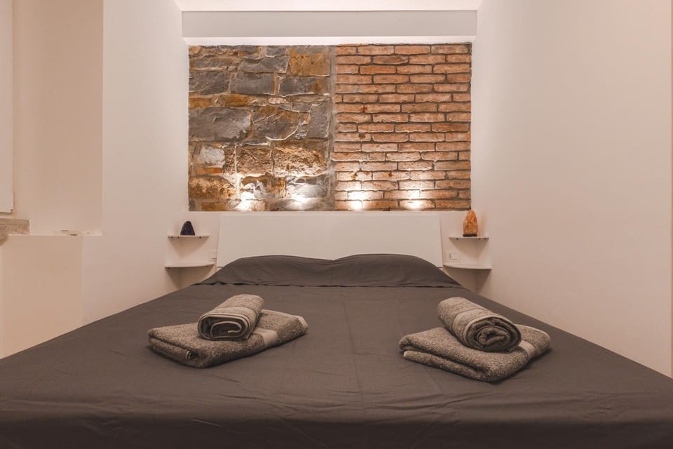 [Free Netflix & Wi-Fi] Modern Suite Roiano Apartment in Trieste