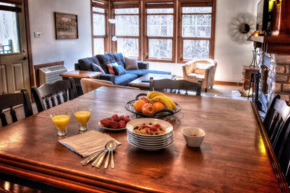 Tremblant-Les-Eaux C1 Chalet in Mont-Tremblant