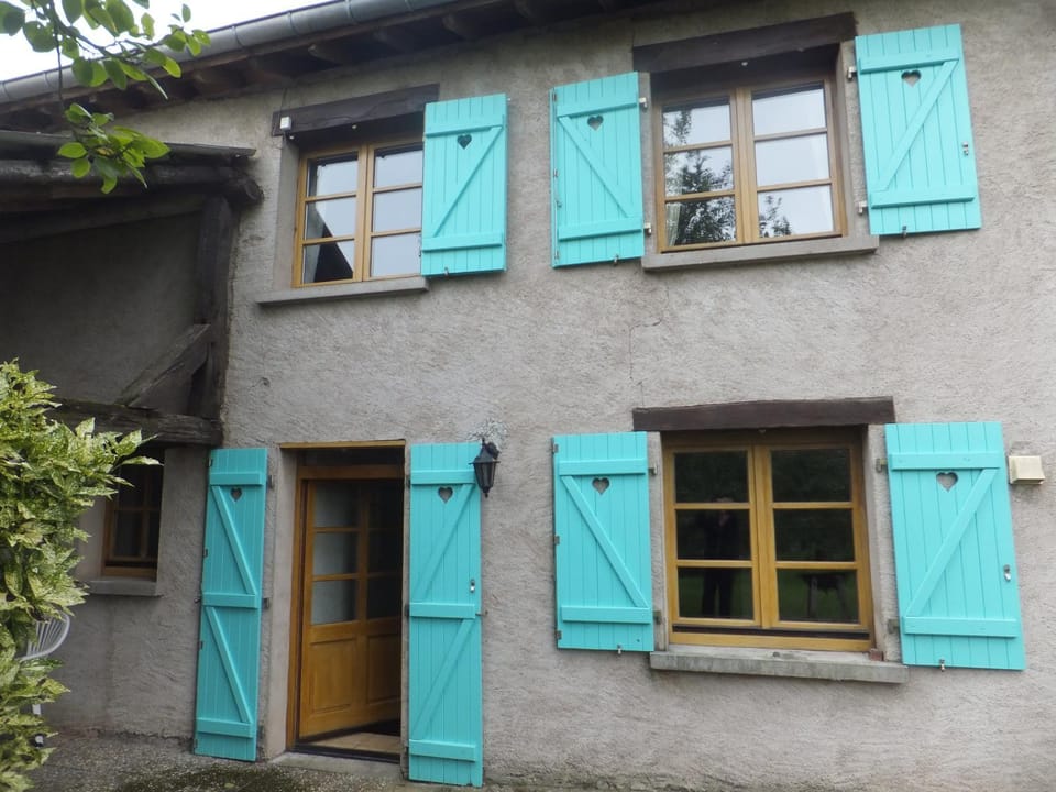 Property building, Day