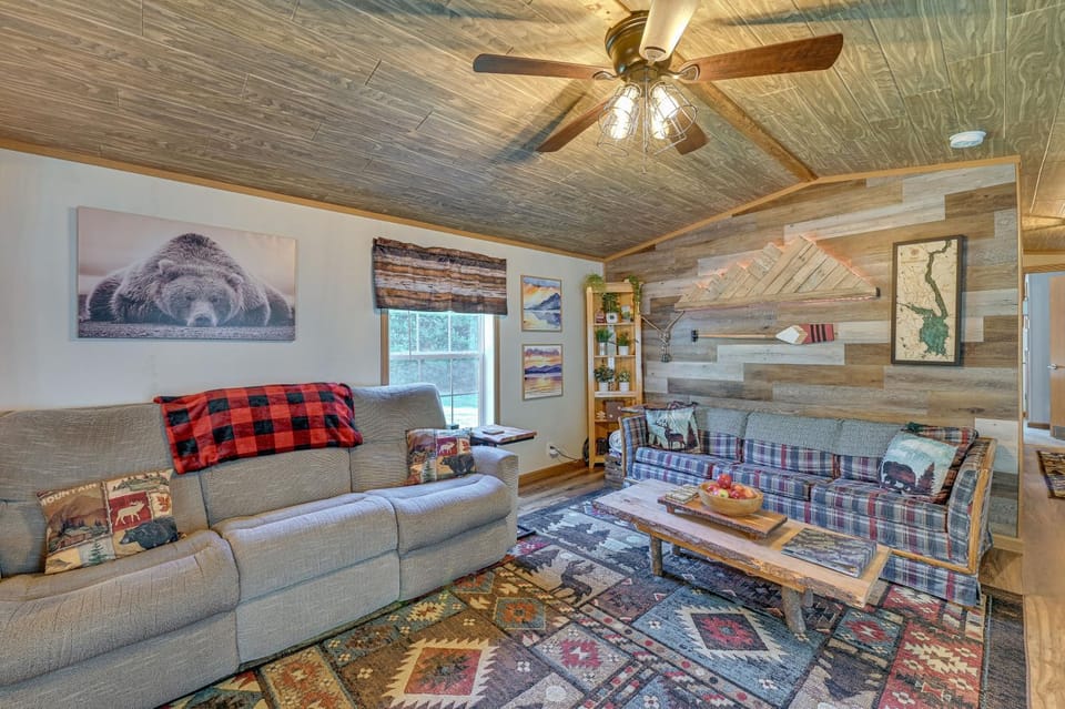 Northville Cabin with Fire Pit, 4 Mi to Boat Ramp! Cabin in Great Sacandaga Lake