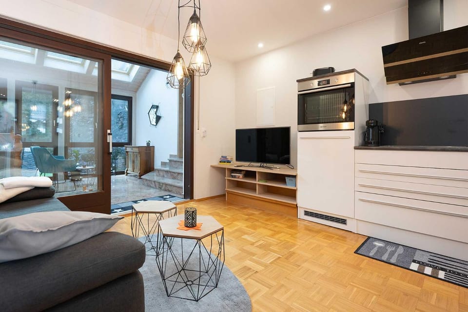 TV and multimedia, Living room
