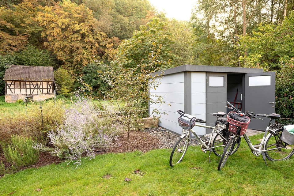 Garden, Cycling