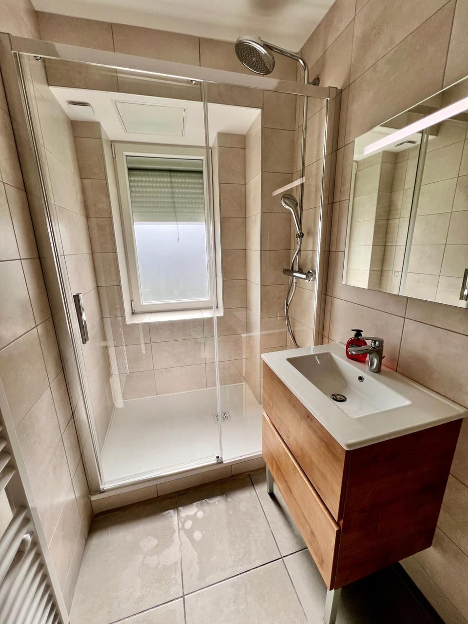 Shower, Bathroom