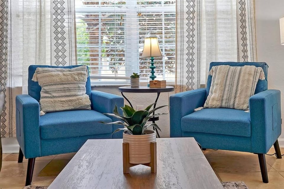 Best Family Friendly Spot at Windsor Hills Apartment in Windsor Hills