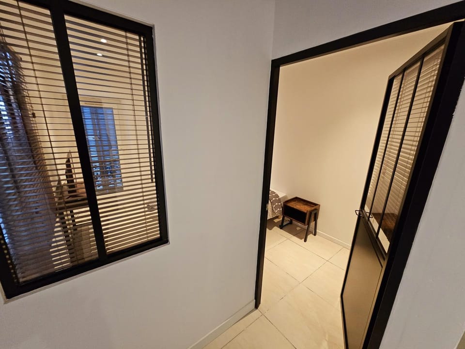 Appartement cosy centre ville proche chantiers navals, calanques, plages Apartment in La Ciotat