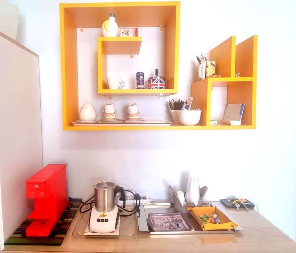 Coffee/tea facilities