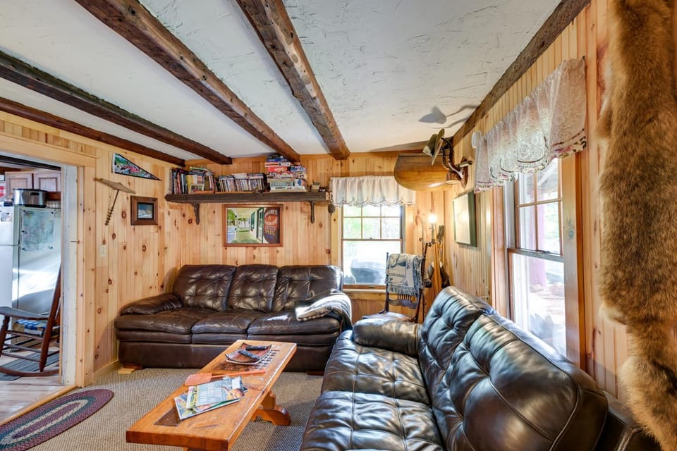 Peaceful Oakfield Cabin on Mattawamkeag River! Cabin in Penobscot