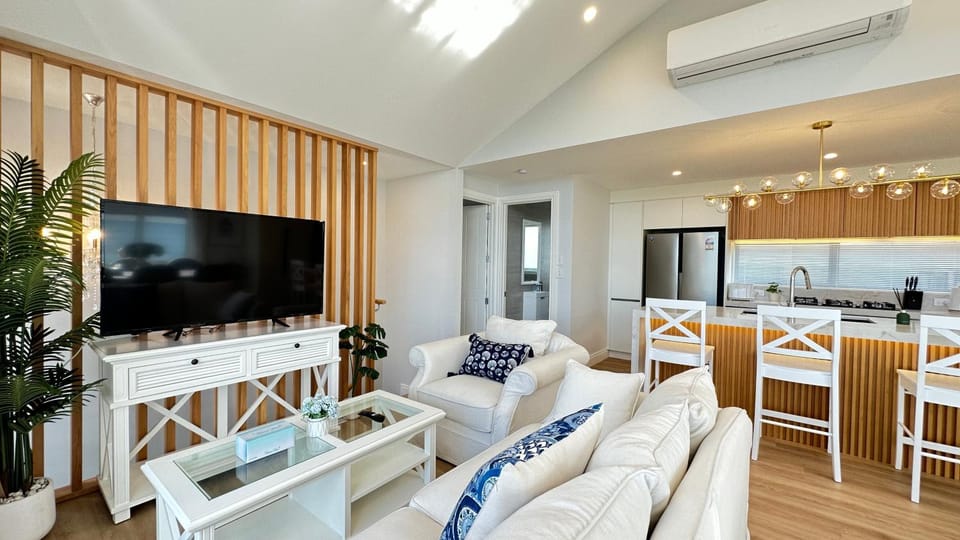 TV and multimedia, Kitchen or kitchenette, Evening entertainment, air conditioner