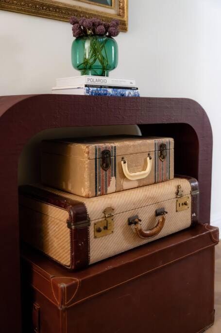 Mr. Nomad: Parisian PopHaus in Uptown Apartment in Dallas