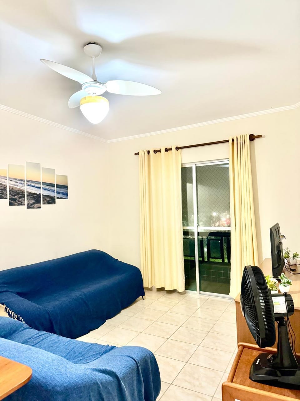 Apartamento pé na areia de frente para o mar Apartment in State of São Paulo