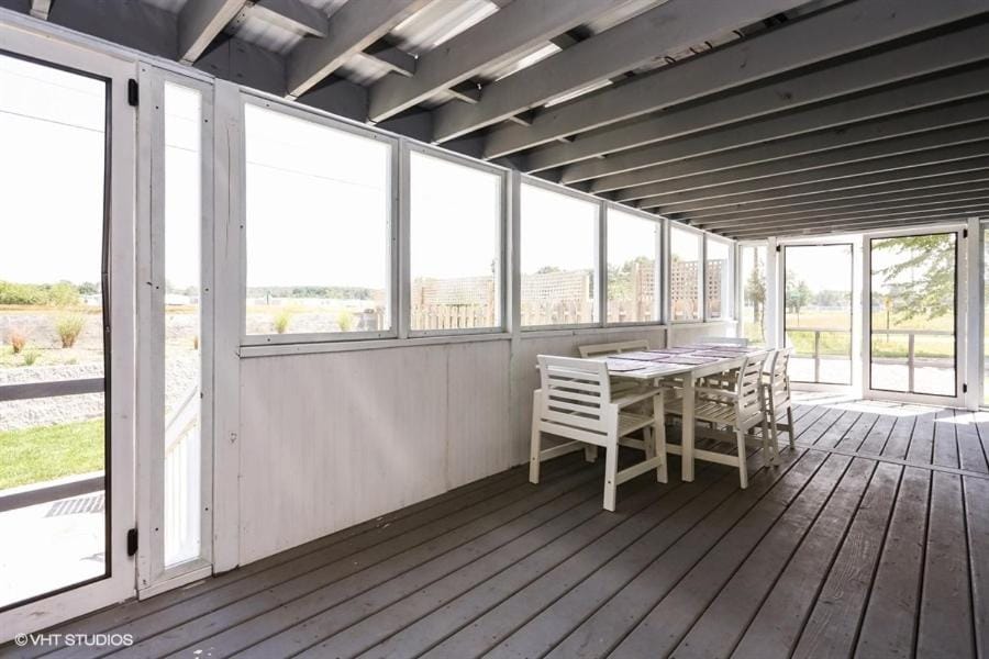 Birds of a Feather Lodge House in Bridgman
