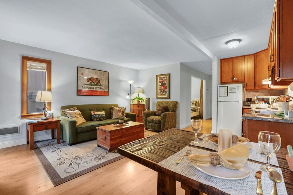 Living room, Dining area, kitchen