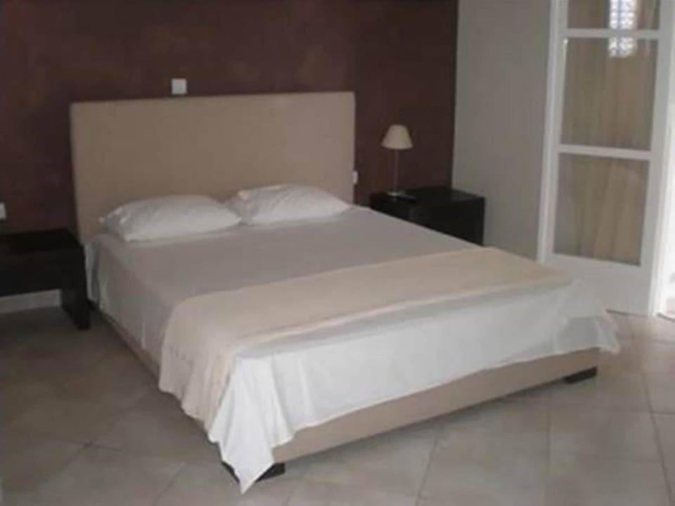Balcony/Terrace, Photo of the whole room, Decorative detail, Bedroom